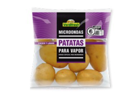 Espaguetis de calabacín con pulpo y patatas en el microondas.